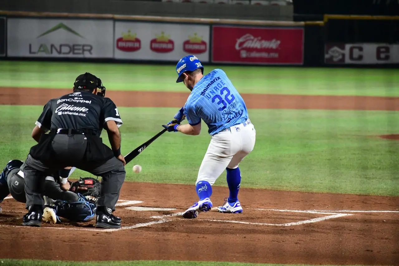 Por los Yaquis abrió y cargó con la derrota Odrisamer Despaigne.