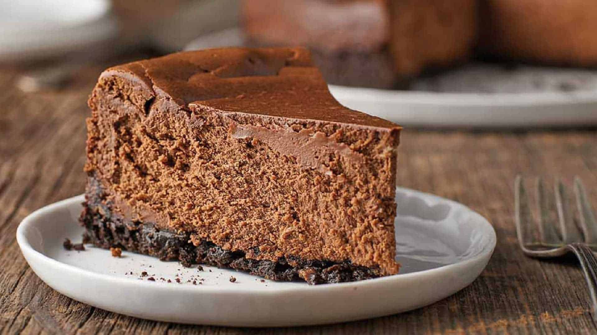 Cheesecake de Chocolate: ¡Sin azúcar ni harina! Receta de 4 ingredientes para un antojo delicioso y fit