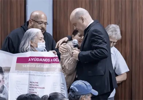 Iglesia recibe a familias buscadoras: Su dolor es el dolor de todos