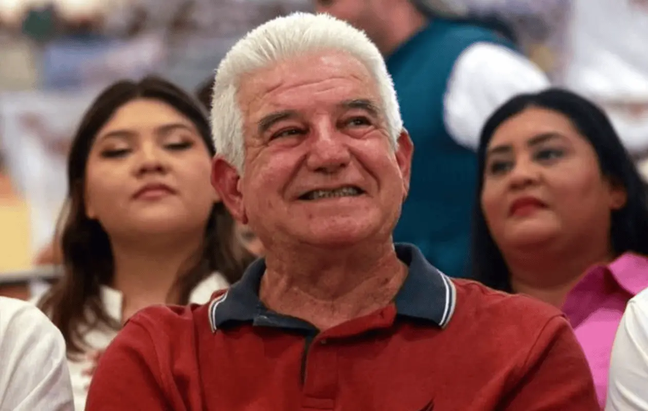 José Ramiro López Obrador explicó que la compra de sus propiedades fue un proceso gradual.