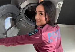 Policía de Buenos Aires suspende a oficial por videos +18 grabados con su uniforme