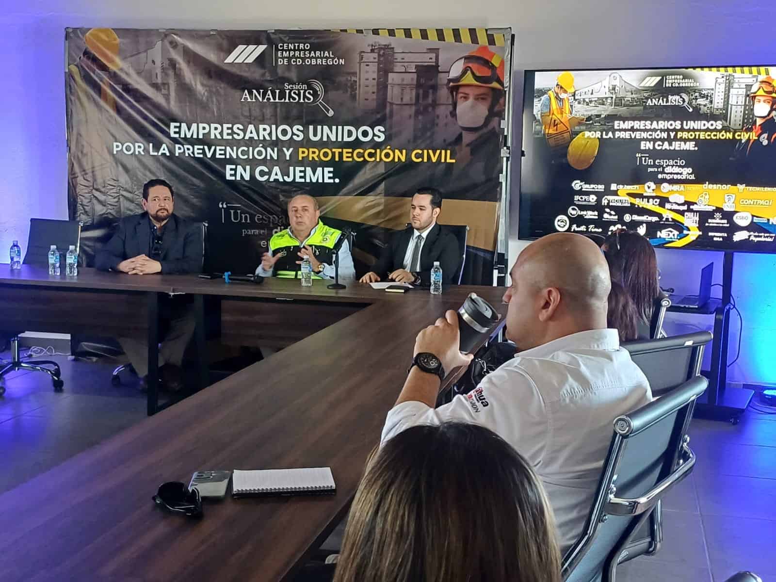 Orienta Protección Civil a empresarios