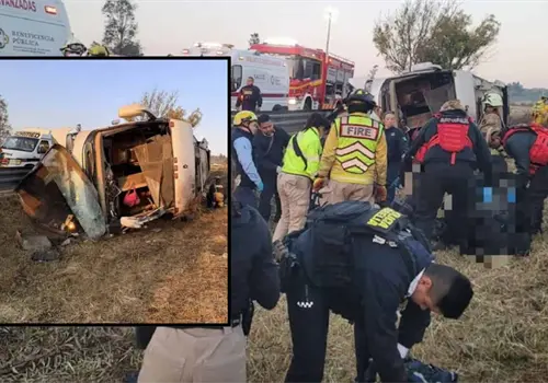 Se vuelca autobús de pasajeros y deja 10 personas fallecidas en carretera de Michoacán Se vuelca autobús de pasajeros y deja 10 personas fallecidas en carretera de Michoacán