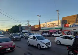 Trámites para comercios en 2006 no deben ser onerosos