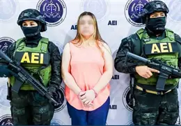 Detienen en Hermosillo a prófuga de la justicia de Baja California; la acusan de asesinar a su madre