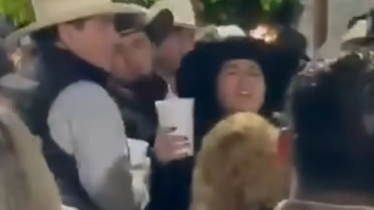 VIDEO | Primera dama de Caborca se enfrenta con su nuera durante fiestas de Pitiquito