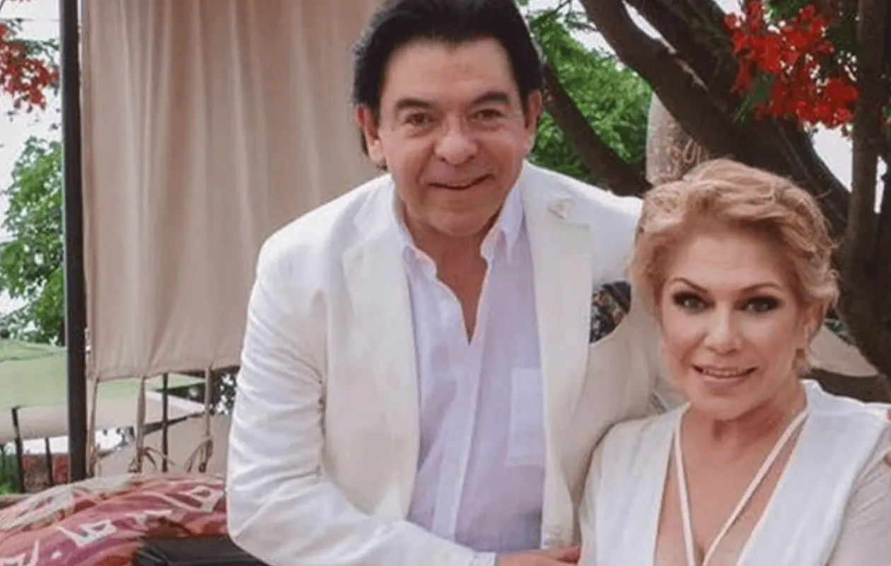 De la relación nacieron dos hijas.