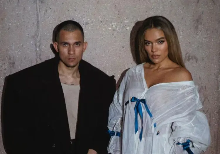 Karol G y Tainy unen fuerzas en "Única", su primera colaboración