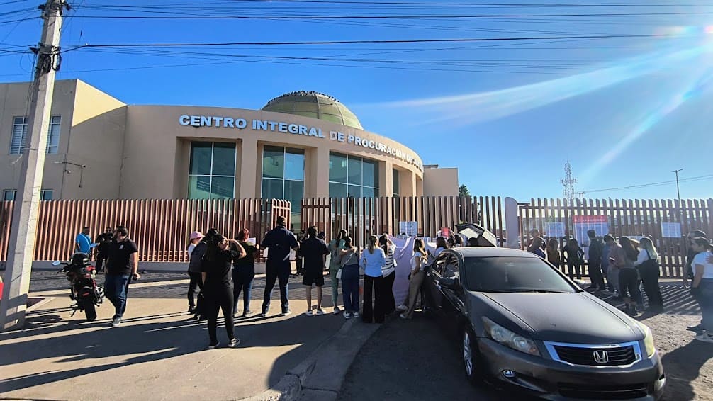 Familiares exigen respuesta por desaparición de Raymundo Armenta