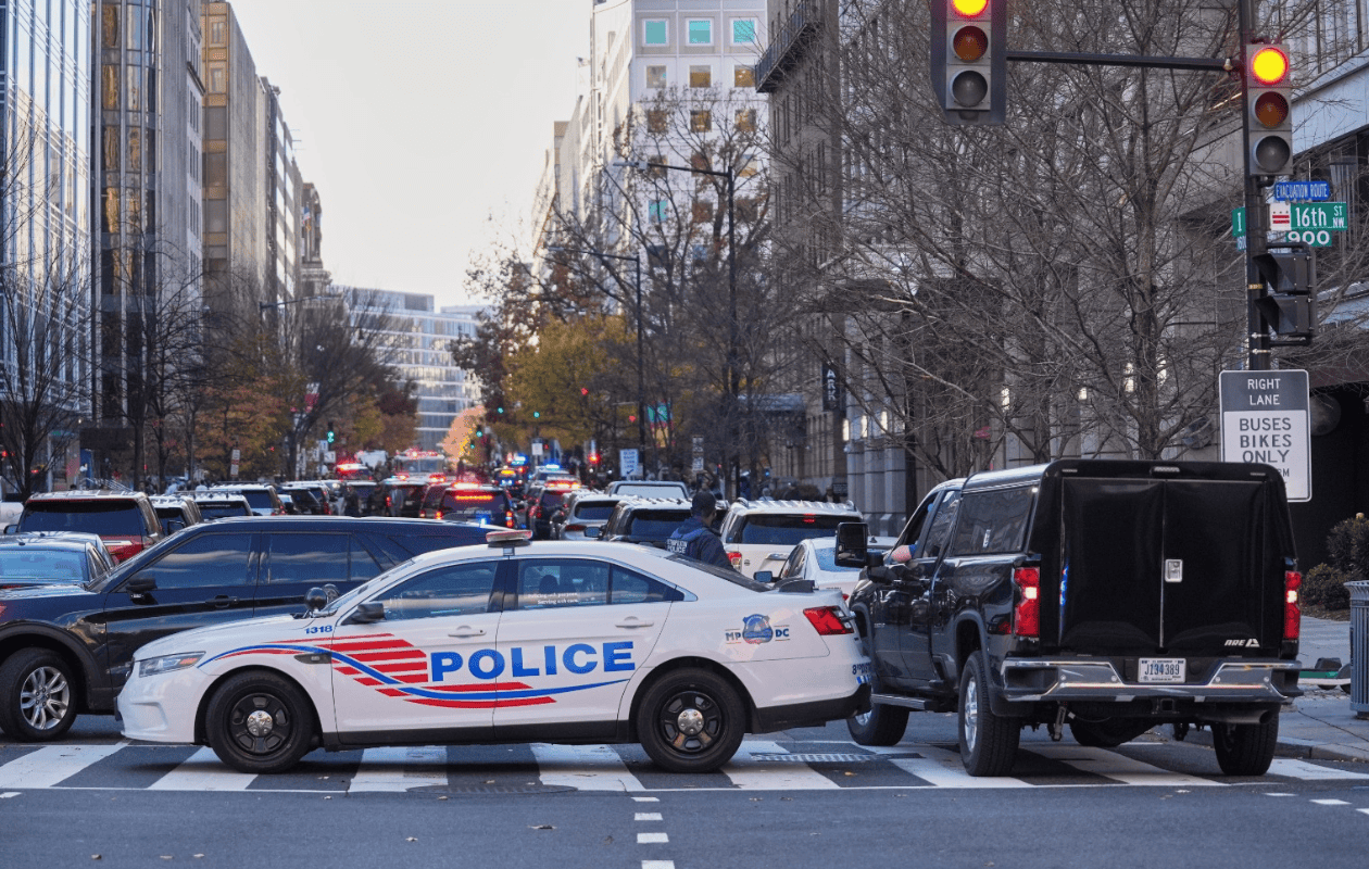 Tiroteo cerca de la Casa Blanca deja dos agentes de la Guardia Nacional heridos