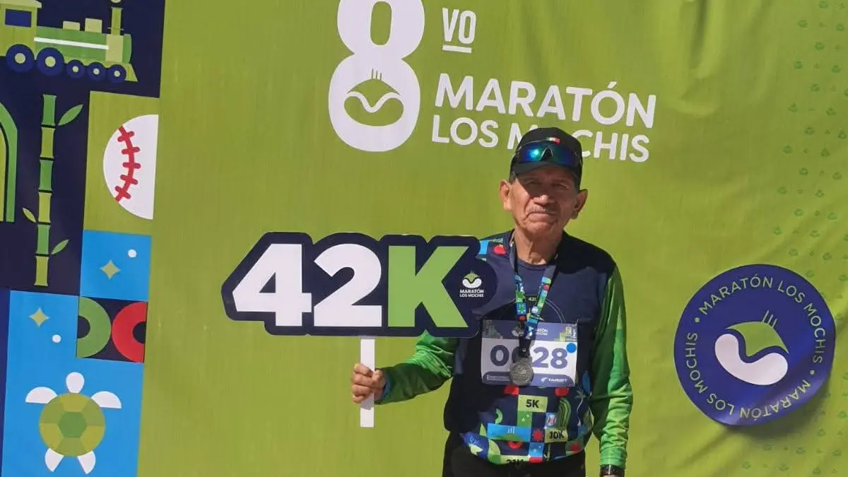 Meta cumplida: José de Jesús Cozari culmina su maratón número 99