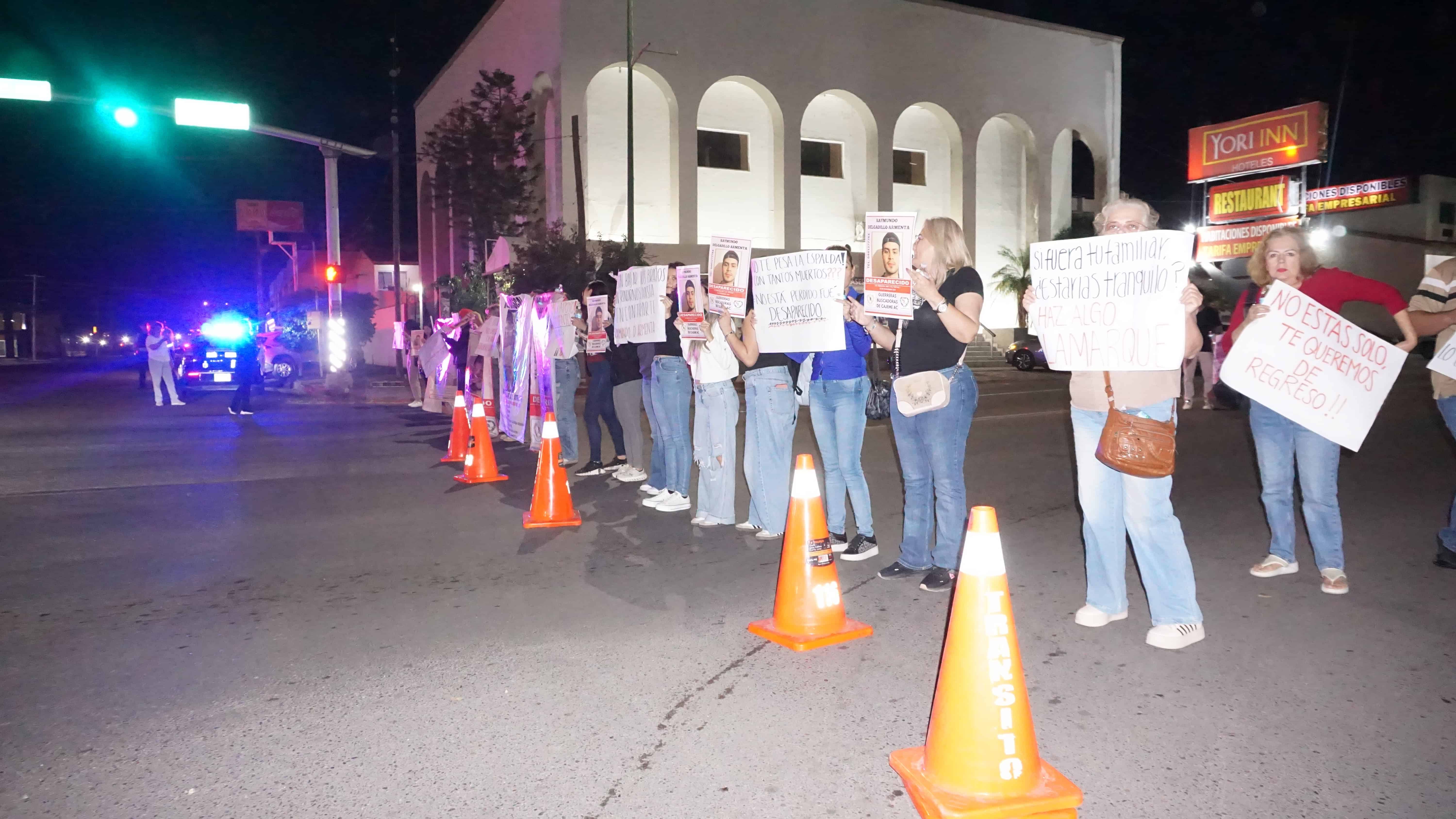 Siguen manifestaciones tras desaparición de Raymundo en Ciudad Obregón