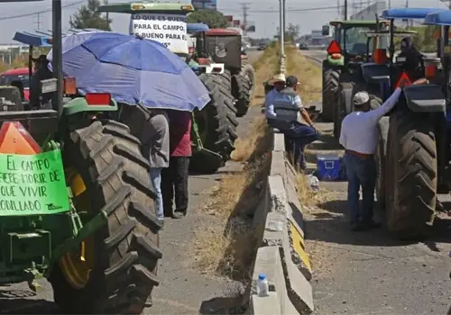 VIDEO | Agricultores y transportistas llegan a acuerdo con Segob VIDEO | Agricultores y transportistas llegan a acuerdo con Segob