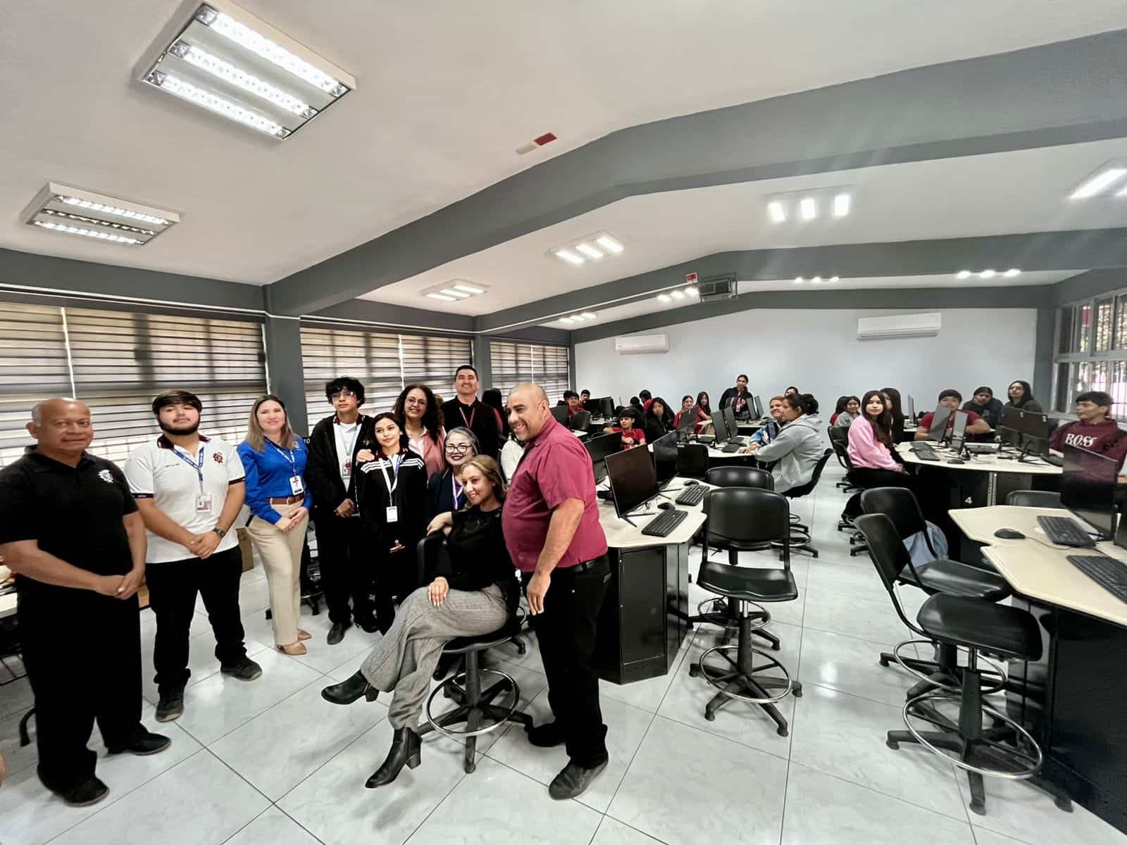 Cbtis 188 abre tres talleres y un aula para mejorar el aprendizaje de sus alumnos