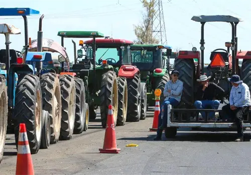 Piden libre tránsito y seguridad en carretera