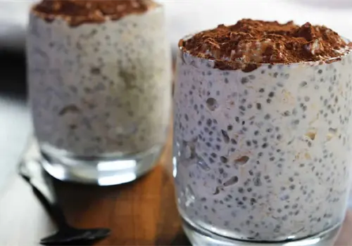 Receta más fácil y sabrosa para tu desayuno: Avena nocturna con Chía y Leche Vegetal