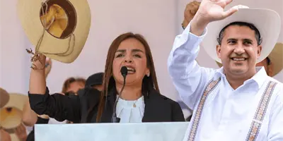 Grecia Quiroz busca registrar como marcas "Carlos Manzo" y "Movimiento Independiente del Sombrero"