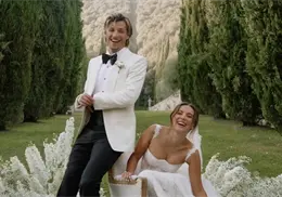 Millie Bobby Brown revela que cambió oficialmente su nombre tras su boda con Jake Bongiovi