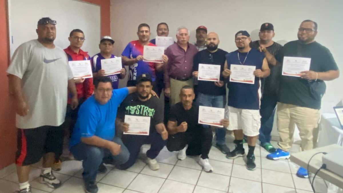 Capacitan a entrenadores y cuerpo técnico de box en Cajeme
