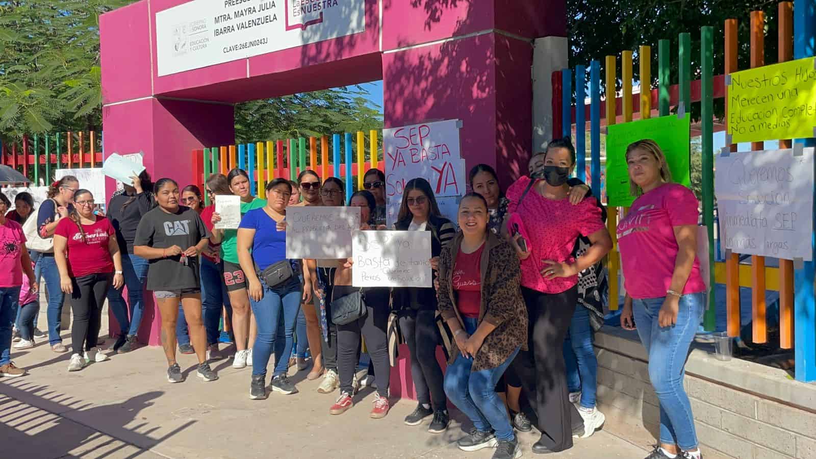 Madres de familia toman kínder en Obregón: exigen solución a problema de agua