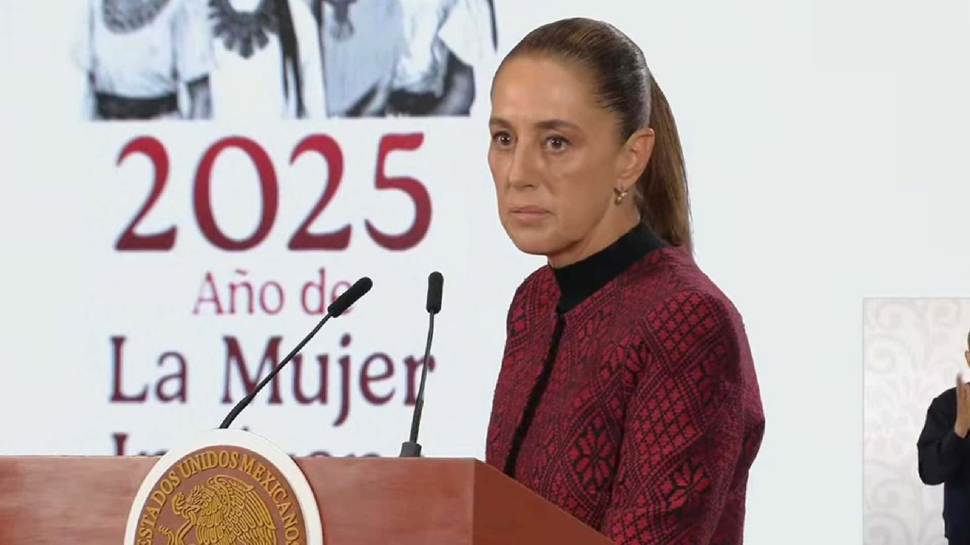 Sheinbaum descarta lavado de dinero en remesas y llama a no criminalizar a migrantes