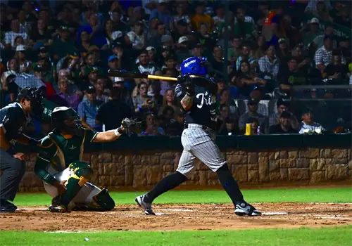 Yaquis de Obregón visita a Cañeros de Los Mochis