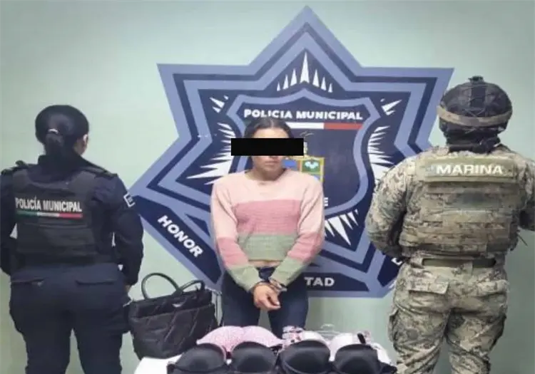 Capturan a mujer por robo a comercio en Ciudad Obregón