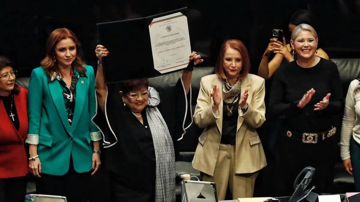 Ernestina Godoy asume como nueva fiscal general de México tras amplia votación en el Senado