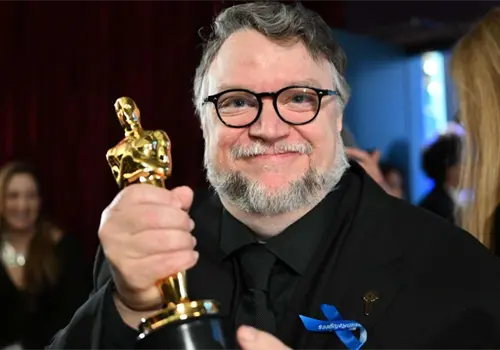 Guillermo del Toro hace historia al recibir el máximo honor del British Film Institute