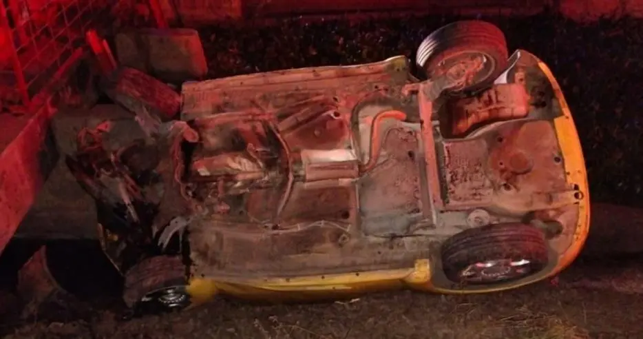 Pierde la vida al chocar el auto que había robado en Ciudad Obregón