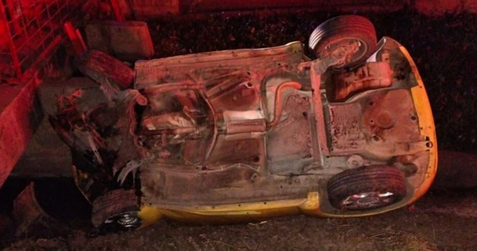 Pierde la vida al chocar el auto que había robado en Ciudad Obregón