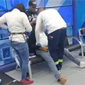 Hombre muere en plena transmisión en vivo durante una entrevista: ¿qué le pasó? | VIDEO