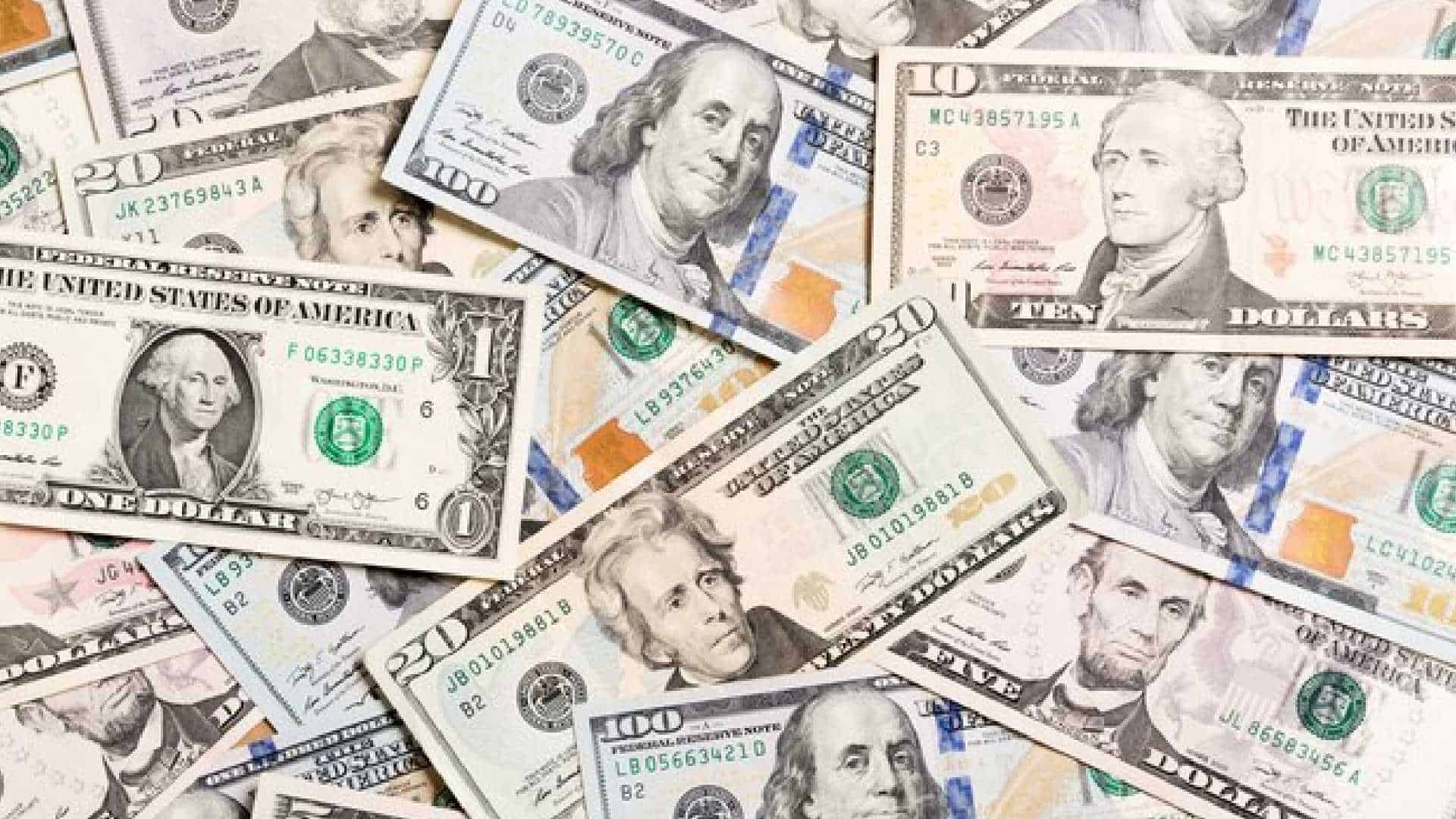 Precio del dólar hoy jueves 4 de diciembre: Peso mexicano avanza ligeramente