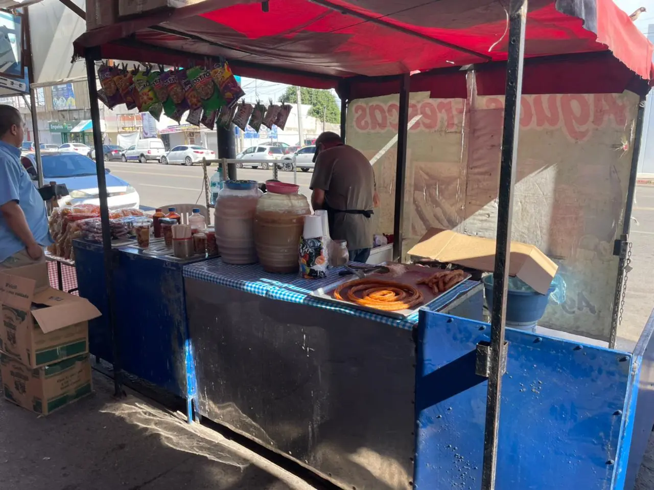 Se instalan 30 puestos navideños en el centro de Ciudad Obregón