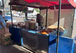 Se instalan 30 puestos navideños en el centro de Ciudad Obregón