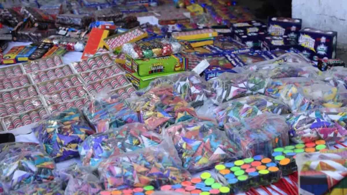 Aseguran mas de 1 tonelada de pirotecnia en Nuevo León