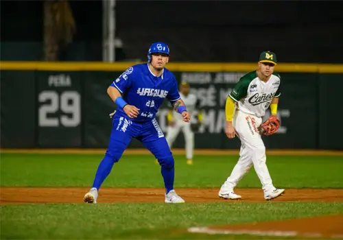 Cañeros viene de atrás y vence a Yaquis 6-4 Cañeros viene de atrás y vence a Yaquis 6-4
