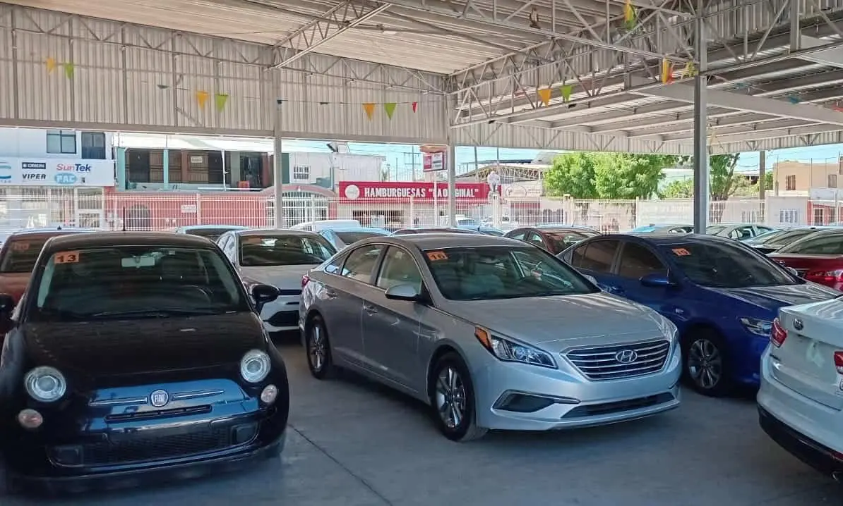 Exhorta a no arriesgar comprando carros por internet