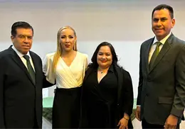 Destacan a la Doctora Nancy Vanessa Camacho Rivera en el Día del Administrador 2025