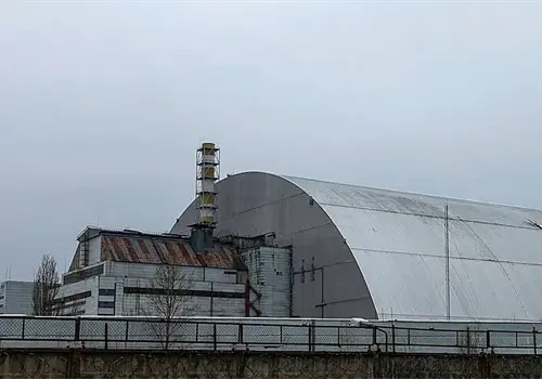 Alerta Chernóbil: el sarcófago queda vulnerable tras ataque de dron y podría filtrar radiación Alerta Chernóbil: el sarcófago queda vulnerable tras ataque de dron y podría filtrar radiación