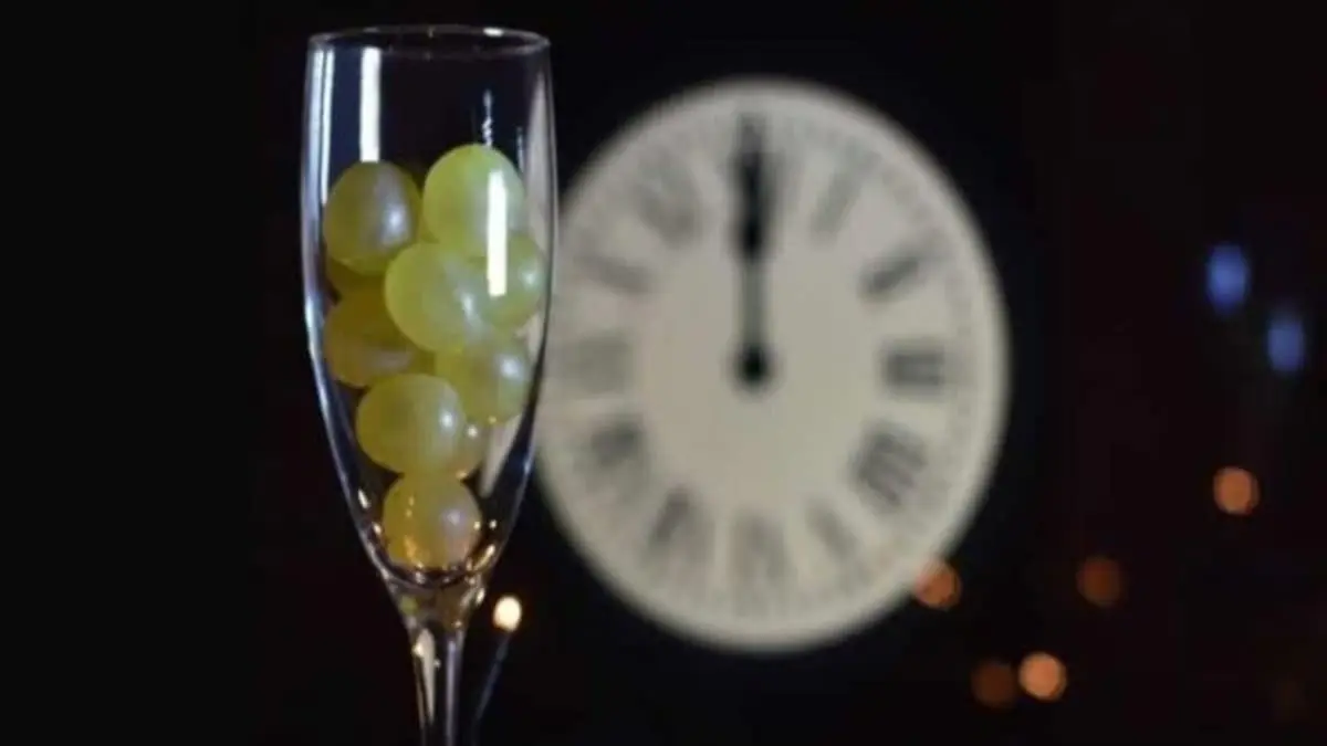 Año nuevo 2026: ¿por qué son 12 uvas en el icónico ritual de fin de año?