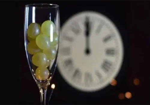 Año nuevo 2026: ¿por qué son 12 uvas en el icónico ritual de fin de año?