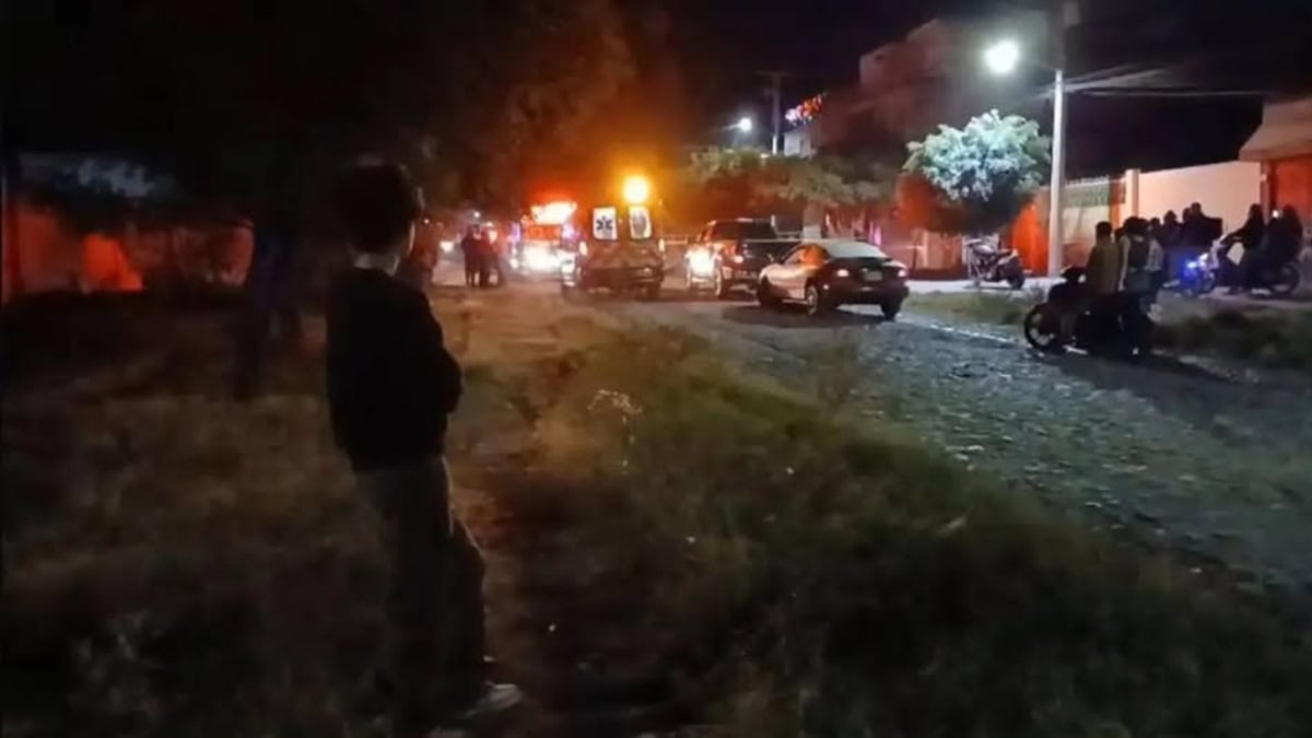 Comando irrumpe en fiesta familiar y hace masacre en Valle de Santiago