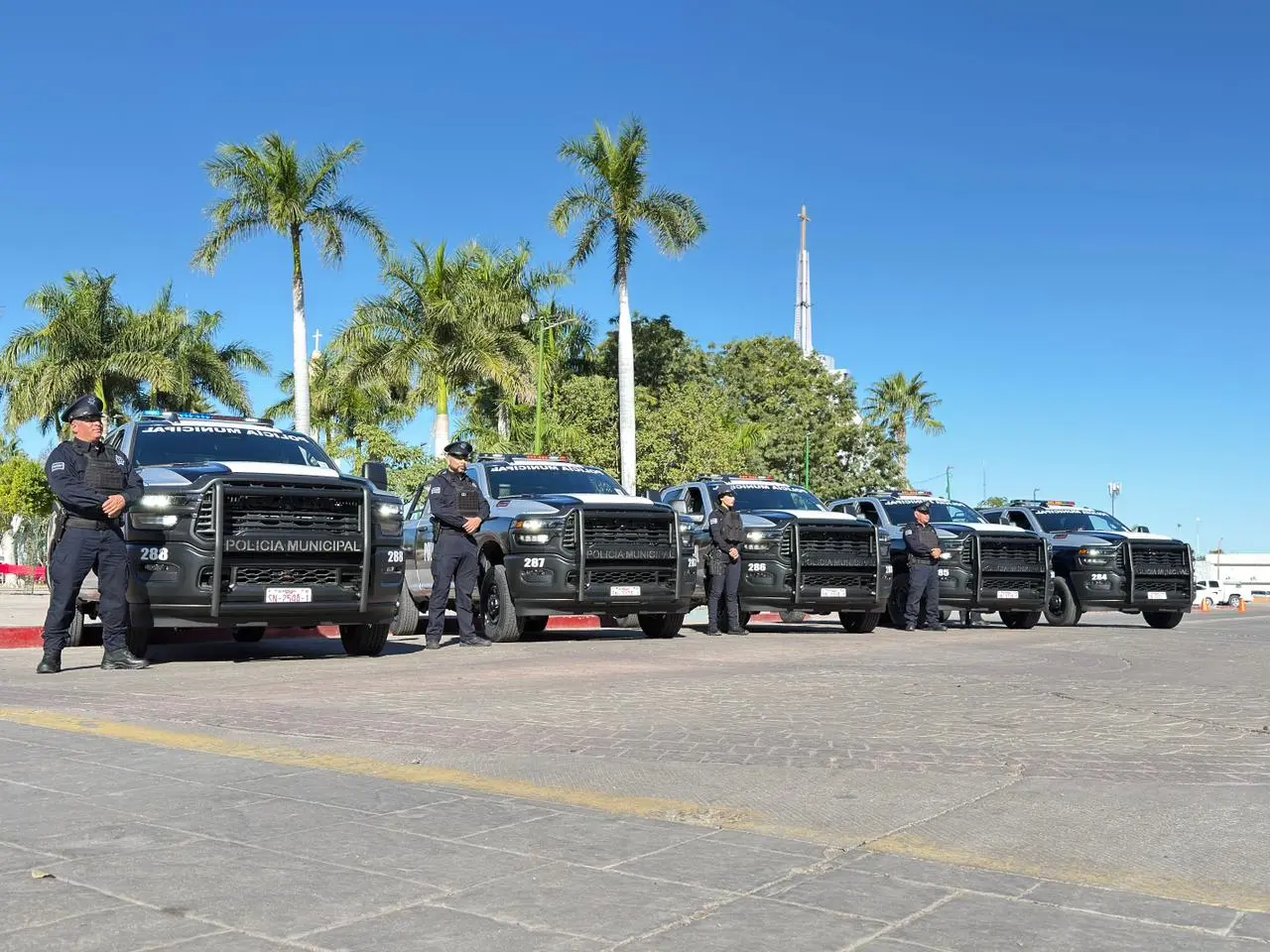 Entregan patrullas a la Policía Municipal de Cajeme