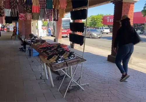 Locatarios del Mercado con ventas irregulares