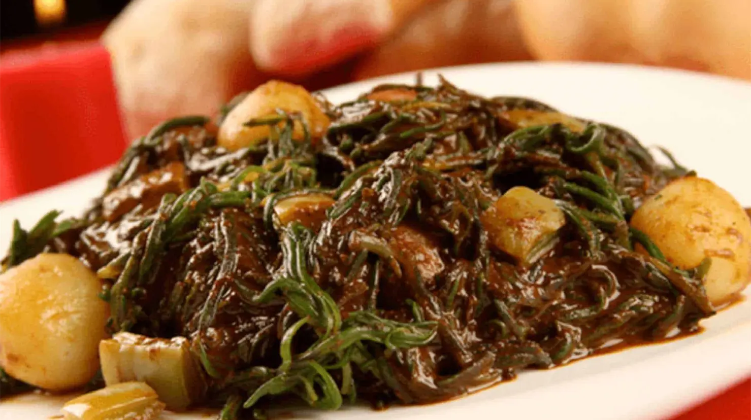 Romeritos con Camarones: La receta tradicional mexicana que debes probar en estas fechas decembrinas