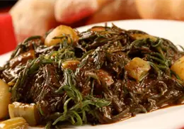 Romeritos con Camarones: La receta tradicional mexicana que debes probar en estas fechas decembrinas Romeritos con Camarones: La receta tradicional mexicana que debes probar en estas fechas decembrinas