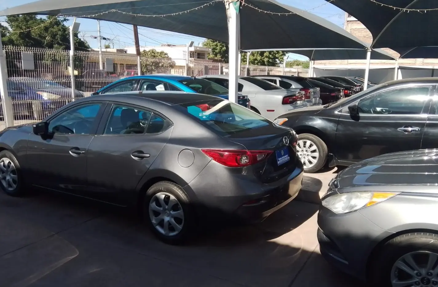 Ofrecen comerciantes en autos usados opciones crediticias