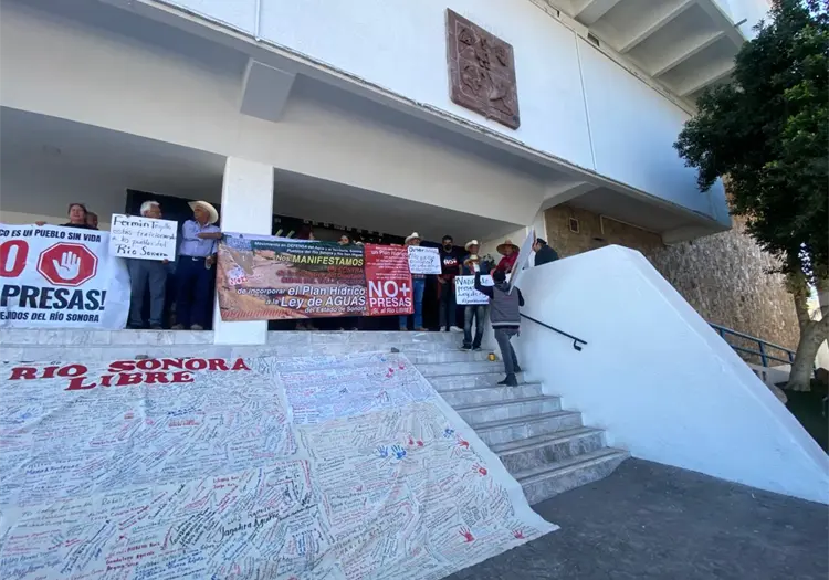 Movimiento en Defensa del Agua, el  Territorio y la Vida Sonora dialoga con Del Valle Colosio