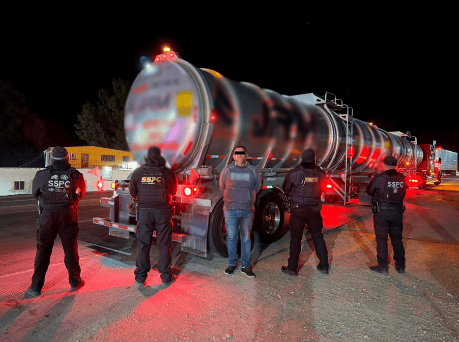 Decomisan tráiler con huachicol al norte de Sonora